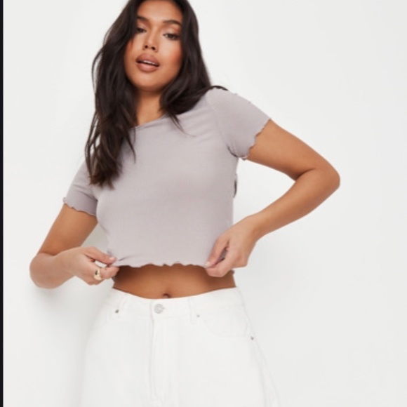 Missguided - Petite Gray crew-neck Crop Top - Picture 3 of 10